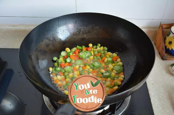 Stir-Fried Rice with Shrimp