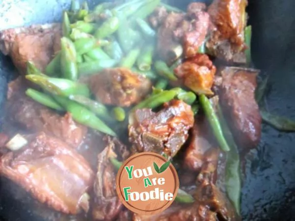 Braised spareribs with green beans