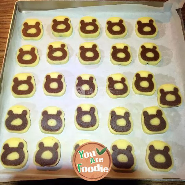 Cute bear biscuit