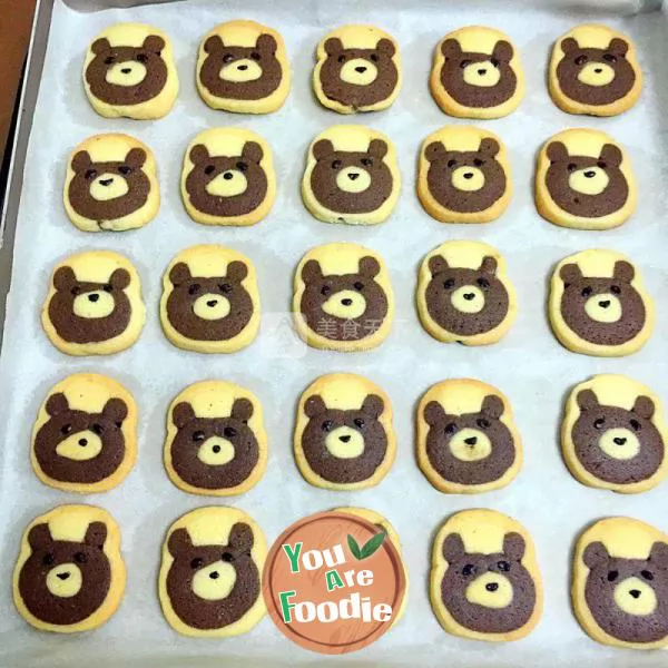 Cute bear biscuit