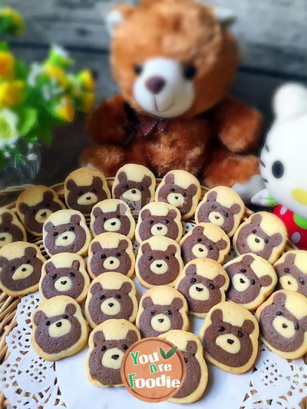 Cute bear biscuit