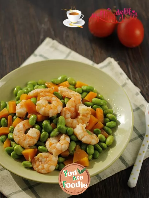 Fried shrimps with bean, rice and pumpkin