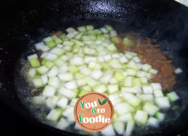 Braised white gourd with sea rice and egg