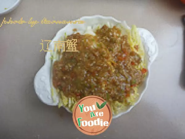 Cabbage with minced garlic