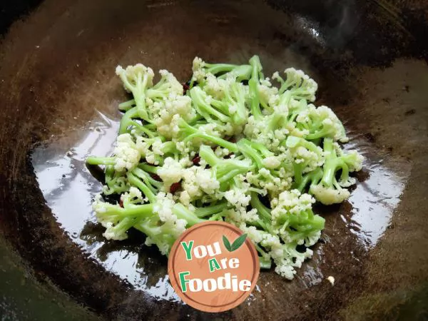 Stir fried Cauliflower with Black Bean Sauce