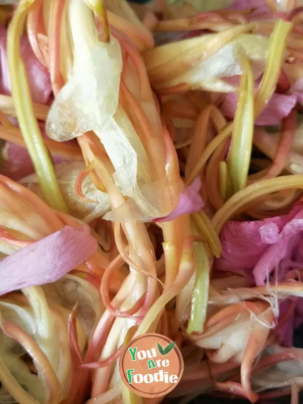 Epiphyllum with garlic sauce