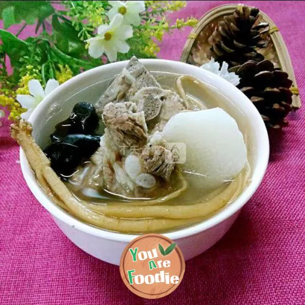 Huaishan spareribs soup