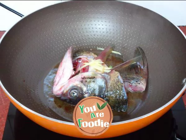 Fish head and towel gourd soup