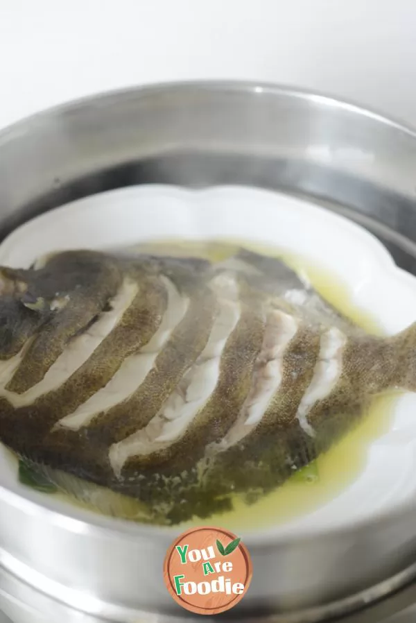 Steamed sea fish