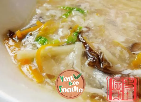 Sour bamboo shoots soup