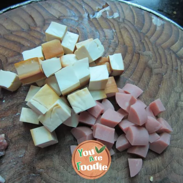 Diced bean curd with soybean ham