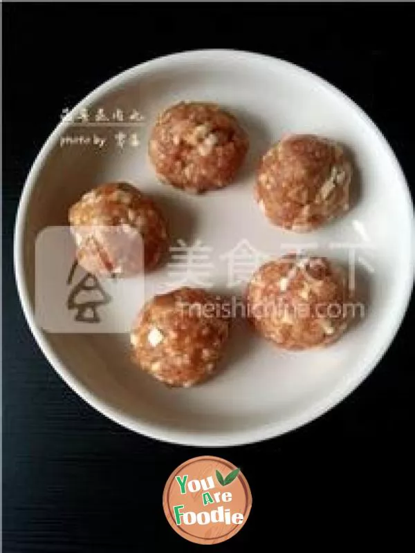 [most delicious and juicy] steamed pork balls with spinach