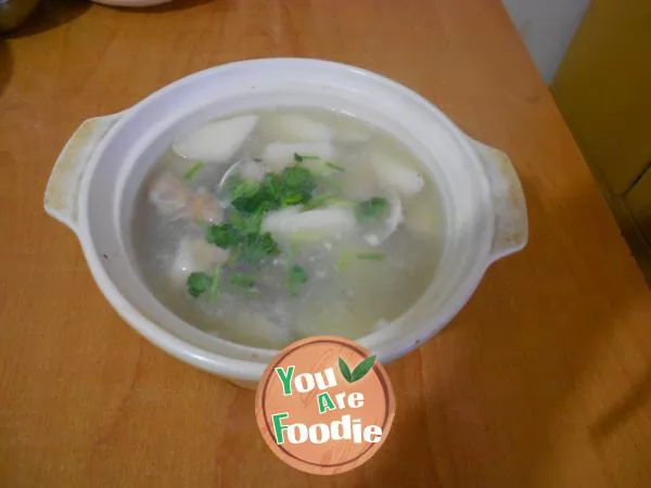 Yam clam soup