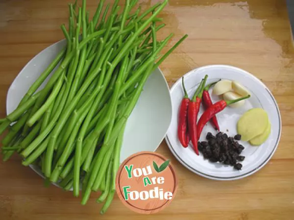 Stewed cabbage stem with black bean sauce