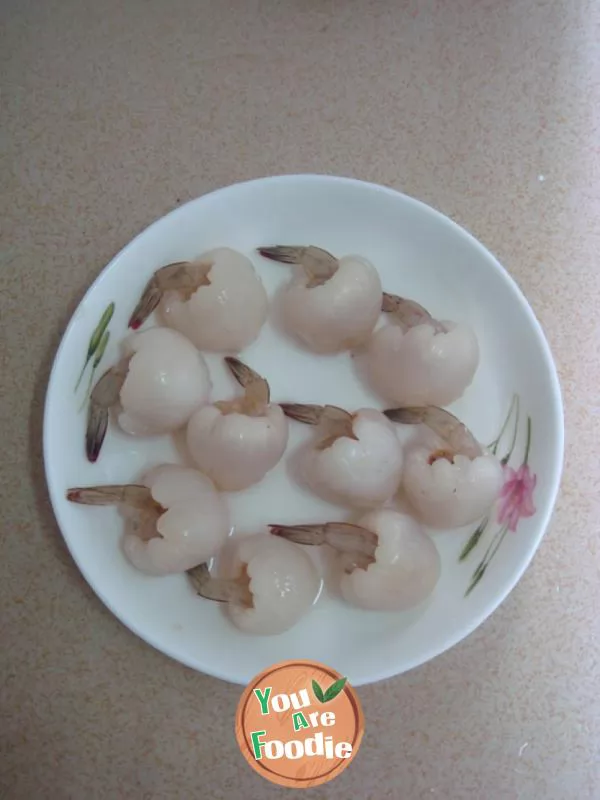 [Cantonese cuisine] shrimp balls with litchi