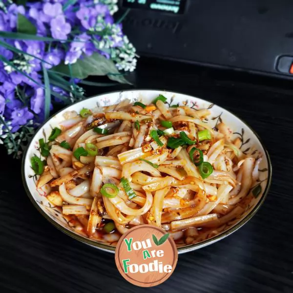 Tossed Clear Noodles in Chili Sauce