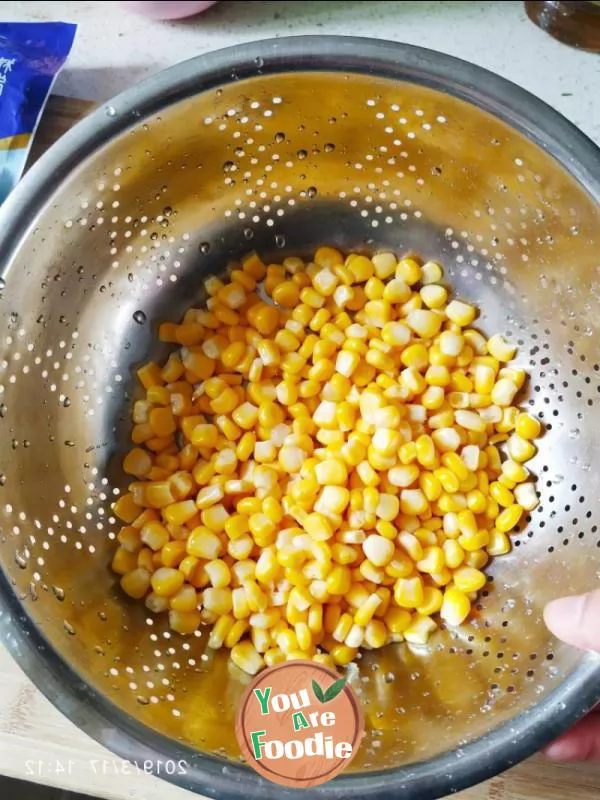 Roasted cheese corn kernels