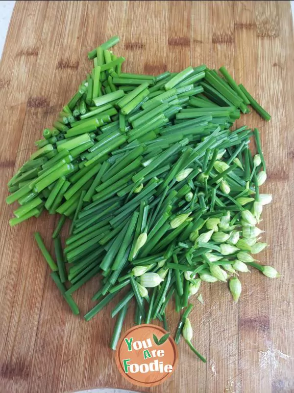 Fried dried leek moss