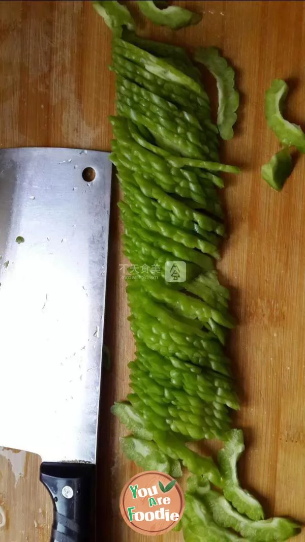 Bitter gourd fried meat