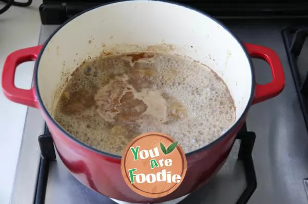 A pot of food is delicious: steamed bread tastes like meat. You can do this