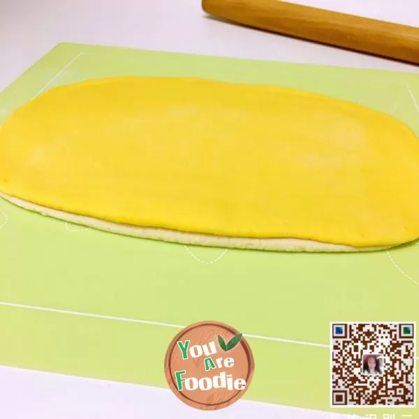 Baby auxiliary food two color steamed bread