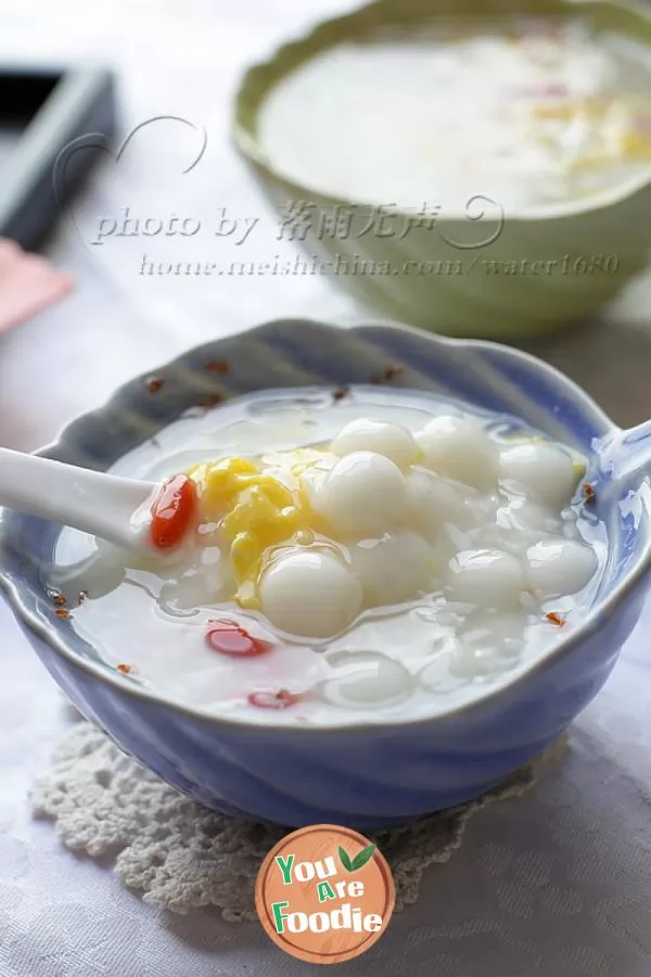 Steamed-dumplings-with-egg-flower-wine