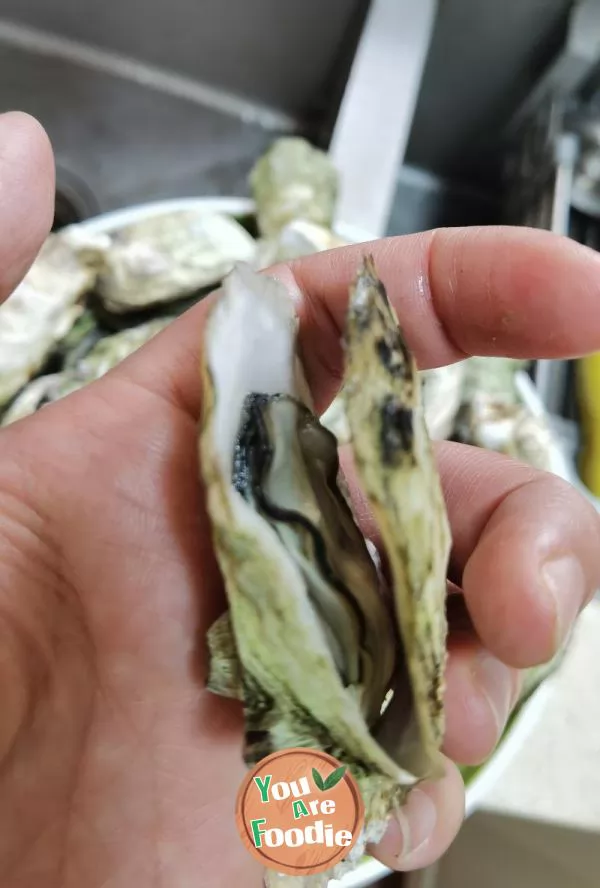 Oyster with garlic