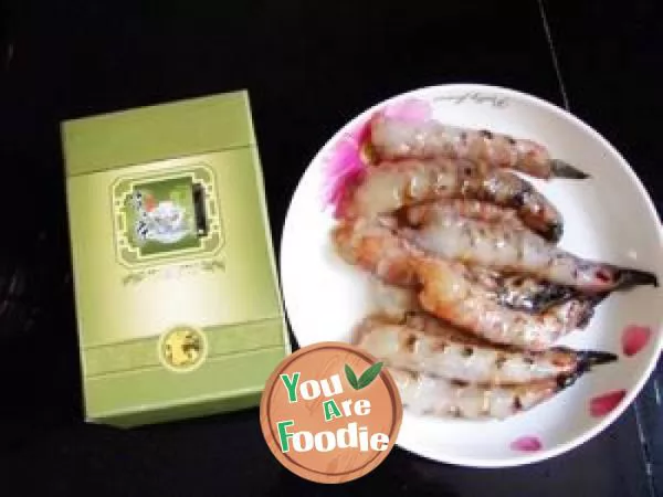 Zhejiang famous dish --- Longjing shrimp