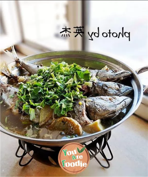 Spanish mackerel tofu hot pot