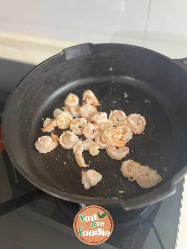 Fried Shrimp with Cucumber Flower and Asparagus