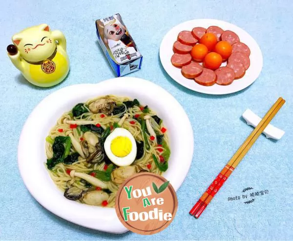 #Warm food \oyster seasonal vegetable noodles