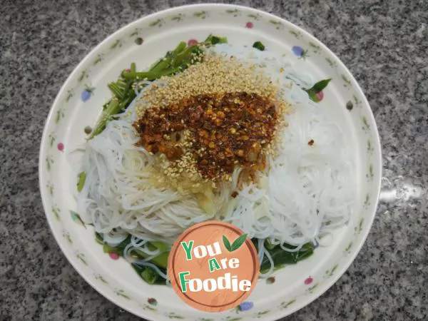 Mixed vermicelli with cabbage