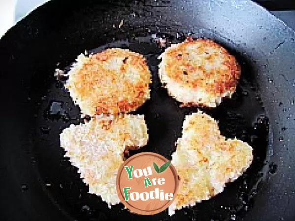 Greedy snack --- onion, ham and potato cake (two ways to eat)