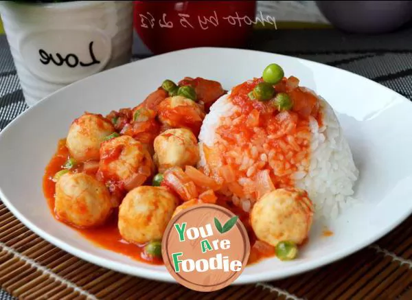 Rice with fish balls in tomato sauce