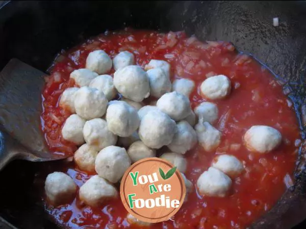 Rice with fish balls in tomato sauce