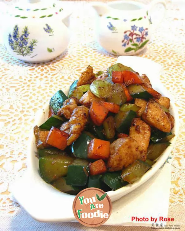 Fried-diced-chicken-in-soy-sauce