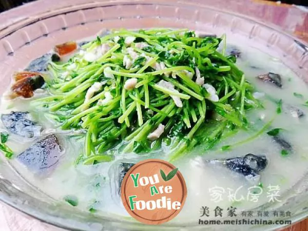 Heat-clearing-and-fire-removing-dish-for-mother-to-reduce-fire------pea-sprouts-in-soup