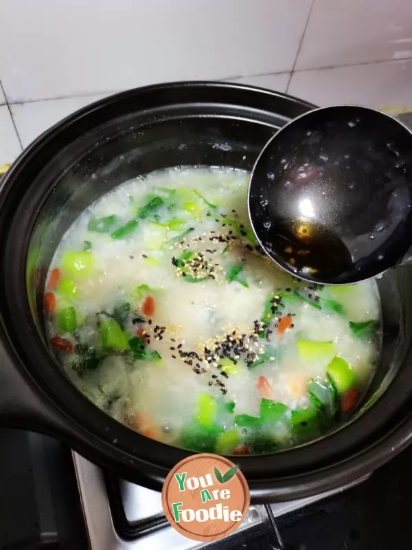 Salted congee with fresh shrimps