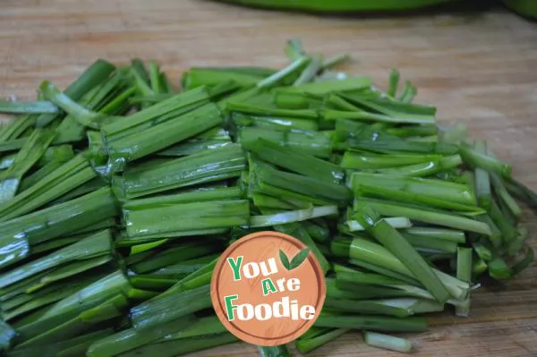 Sauteed Chinese Chives with Dried Tofu