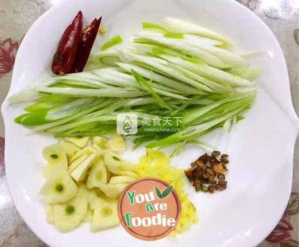 Fried cumin mutton with Scallion