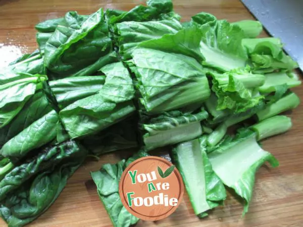 Thousand pieces of boiled asparagus sticks