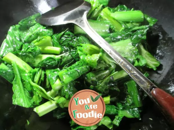 Thousand pieces of boiled asparagus sticks