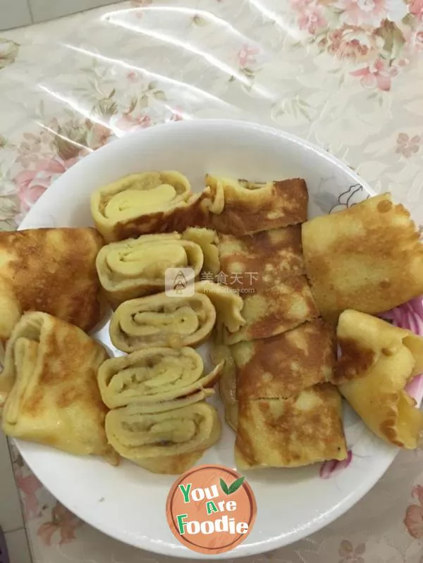 Egg banana rolls