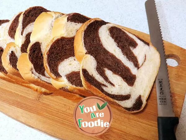 Bread machine version [cocoa two-color bread]