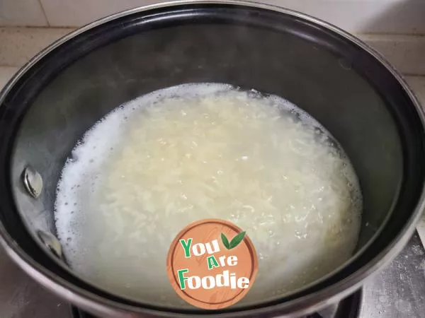 Poached Egg in Fermented Glutinous Rice Soup