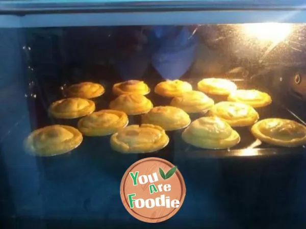 Banana mango Portuguese egg tart