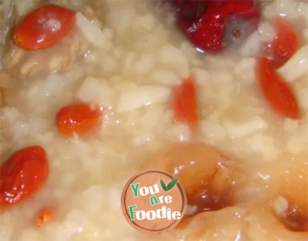 Longan-jujube-porridge