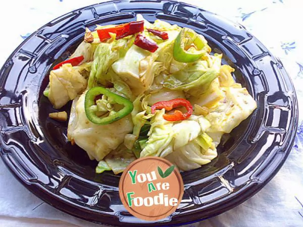 Fried-cabbage-with-vinegar-and-pepper