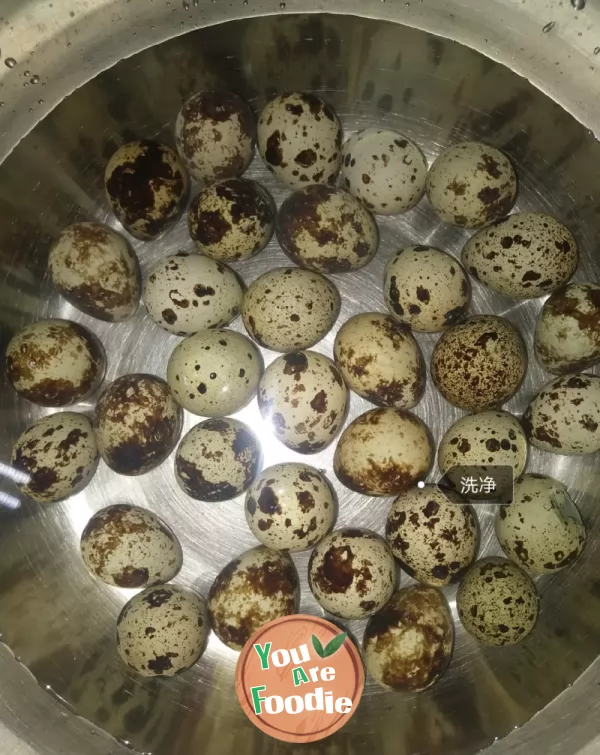 Homemade salted quail eggs