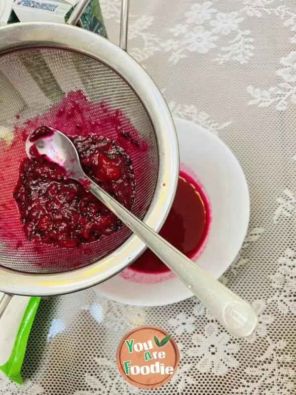 Pitaya milk cake with calcium and nutrition